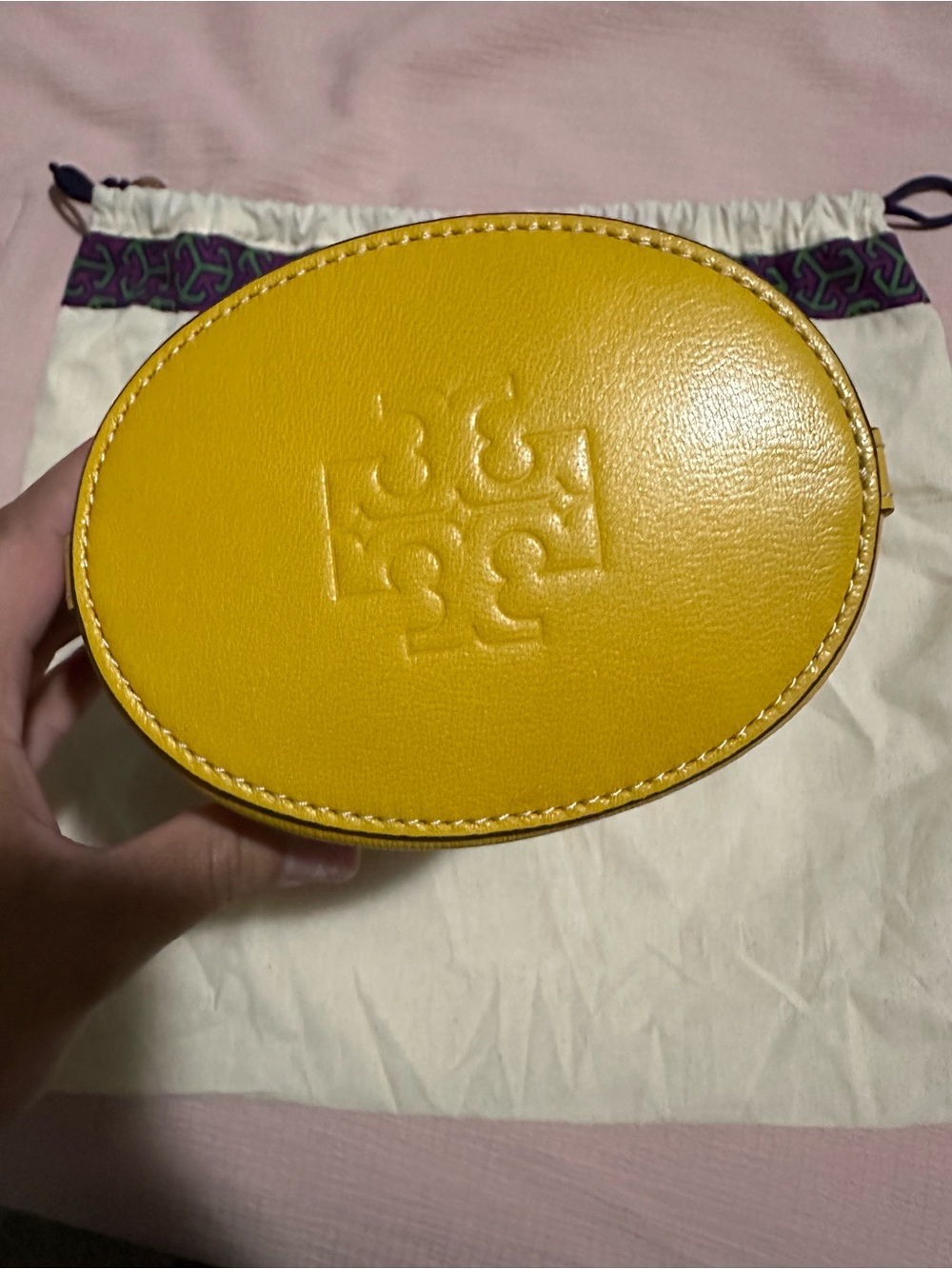 Tory Burch Yellow Patent Leather Mini Bucket Bag with Embossed Logo - Picture 3 of 7